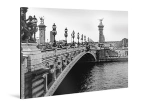 Tableau décoratif en plexiglas représentant le pont Alexandre III à Paris et ses lampadaires en noir et blanc